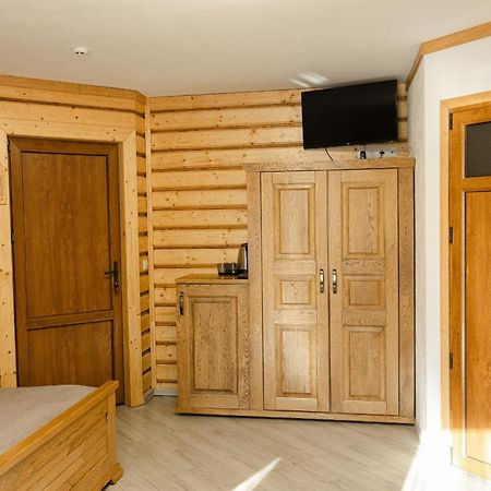 Zatyshok Nad Prutom Hotell Bukovel Exteriör bild