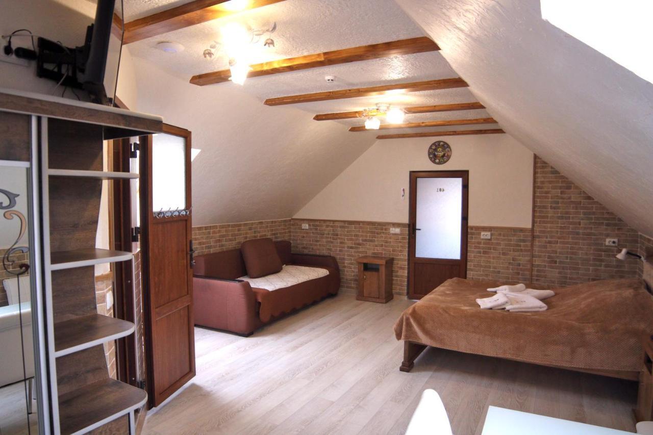 Zatyshok Nad Prutom Hotell Bukovel Exteriör bild